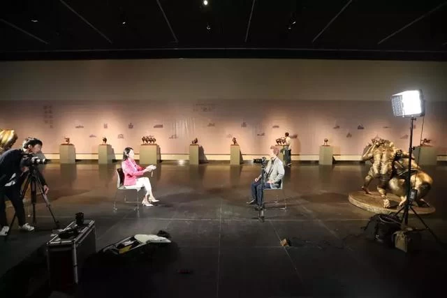 众艳亮相金陵——“一路欢歌——许鸿飞雕塑世界巡展·南京站”启幕(图9)