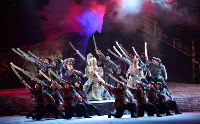 壮乡优秀剧目在京展演掀起“广西风潮”(图4) 壮乡优秀剧目在京展演掀起“广西风潮”(图4)