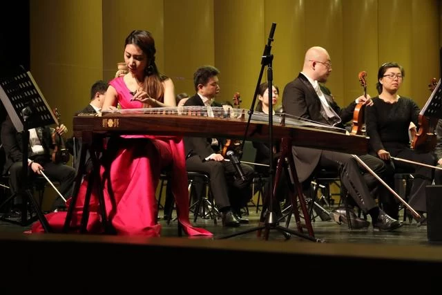 中国交响乐作品回顾展演暨第六届中国交响音乐季青岛闭幕(图6) 中国交响乐作品回顾展演暨第六届中国交响音乐季青岛闭幕(图6)