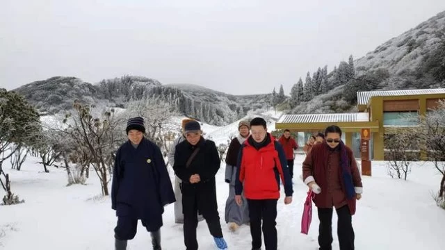 重庆金佛寺和国是智库成都文化研究院共同举办文化传承活动