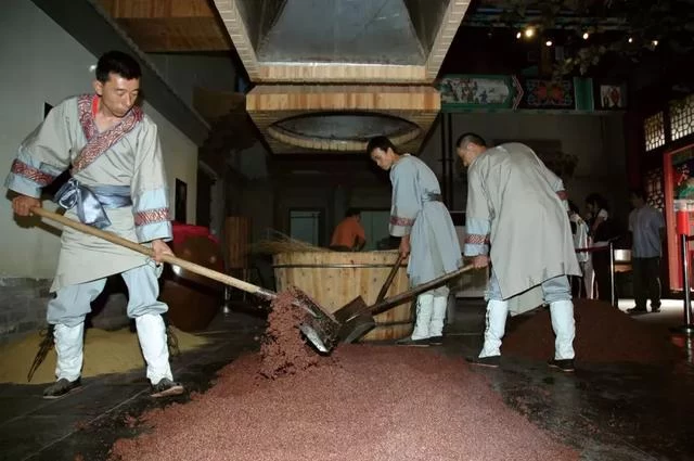 大师班开讲!读懂6000年中国酒史,这8000字就够了|云酒热点(图10) 大师班开讲!读懂6000年中国酒史,这8000字就够了|云酒热点(图10)