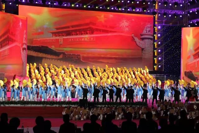 运城市盐湖区举办"我和我的祖国"红色经典歌曲大赛(图2) 运城市盐湖区举办"我和我的祖国"红色经典歌曲大赛(图2)