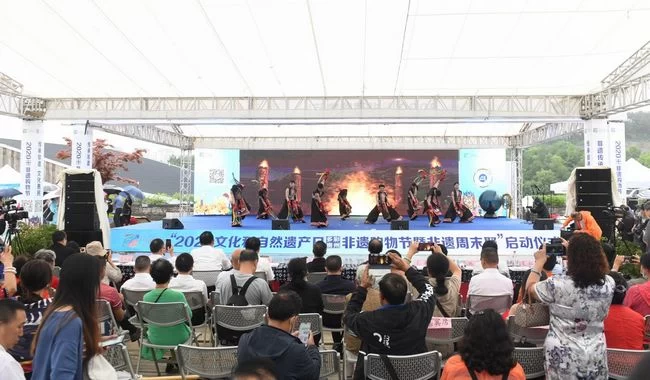 2020多彩贵州“非遗周末聚”突出直播带货+非遗展演+文创产品展销新亮点(图1)