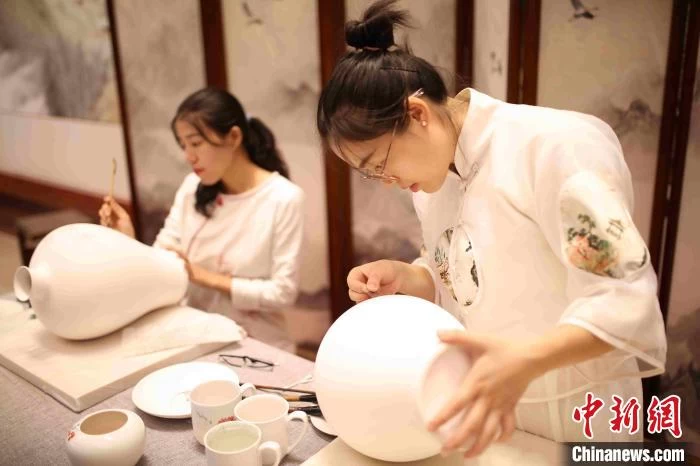 湖南“瓷茶之恋”跨区域联合探索“双循环发展”(图2)