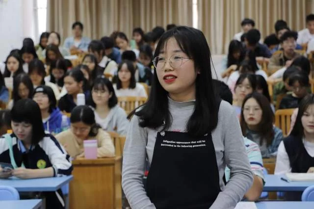 好新闻是如何产生的？资深媒体人宾阳在南宁师范大学开讲(图3)