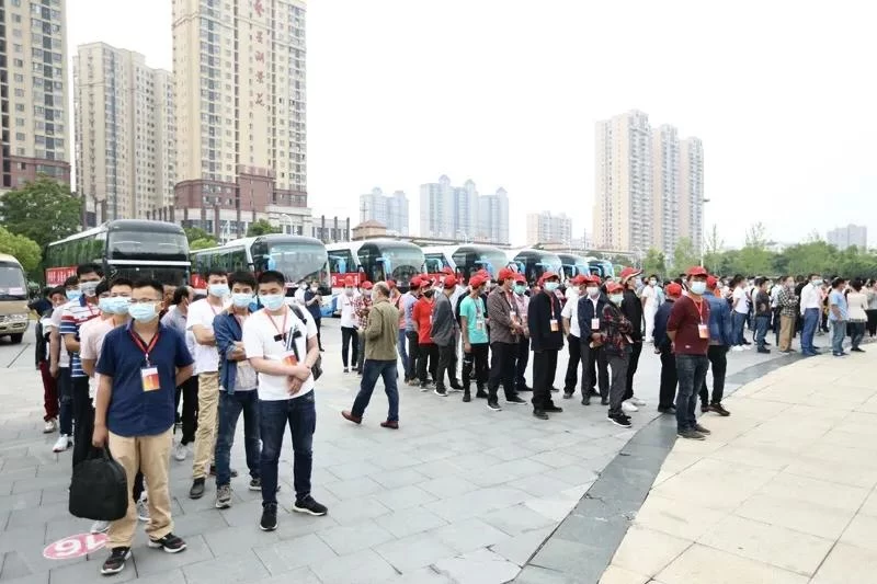 黄梅戏大剧院：点亮黄冈 重启未来——写在黄梅戏大剧院开业运营5周年(图2)