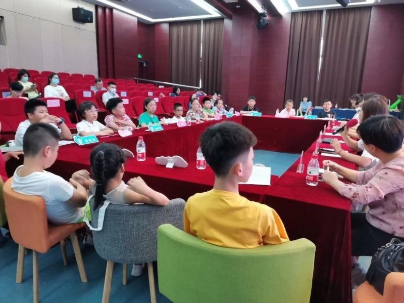 温图“儿童友好阅读季”：立足一米高度 绘就书香童年(图2)