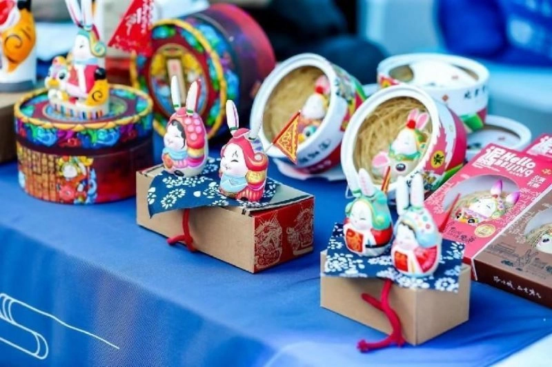 中秋潮玩好去处 “白塔妙会”文创市集开市(图5) 中秋潮玩好去处 “白塔妙会”文创市集开市(图5)