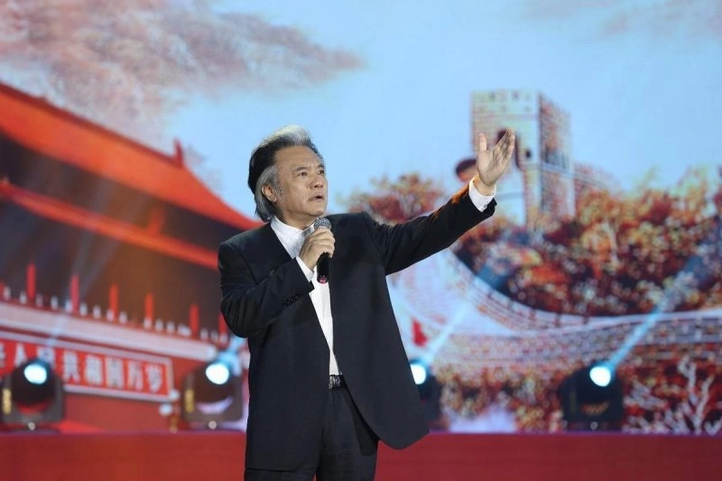 “亲情中华·诵读新时代”朗诵音乐会 金响《我的平凡》唱出不平凡(图2)
