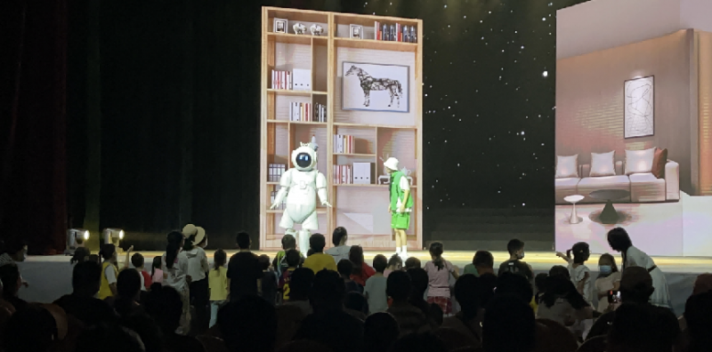《诗仙》惊艳开演备受好评，创新剧目丰盈申城高品质文化生活(图9)