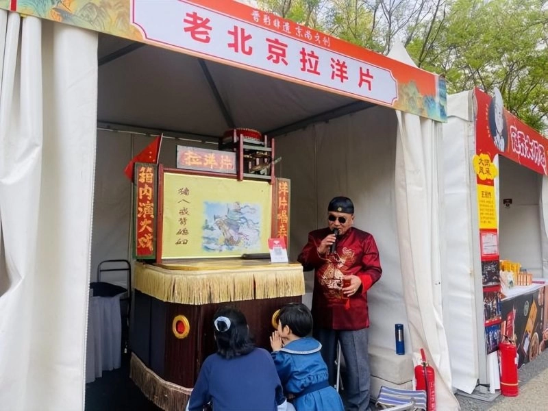 晋京非遗文创市集在东城龙潭中湖公园举办(图9) 晋京非遗文创市集在东城龙潭中湖公园举办(图9)