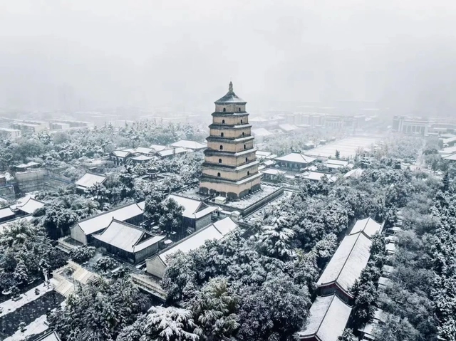 冬季来陕西,就这样玩!滑雪、温泉、演艺、民俗4类旅游主题活动(图11) 「冬游陕西 踏雪飞歌」滑雪、温泉、演艺、民俗4类冬季旅游主题活动快来提前收藏(图11)