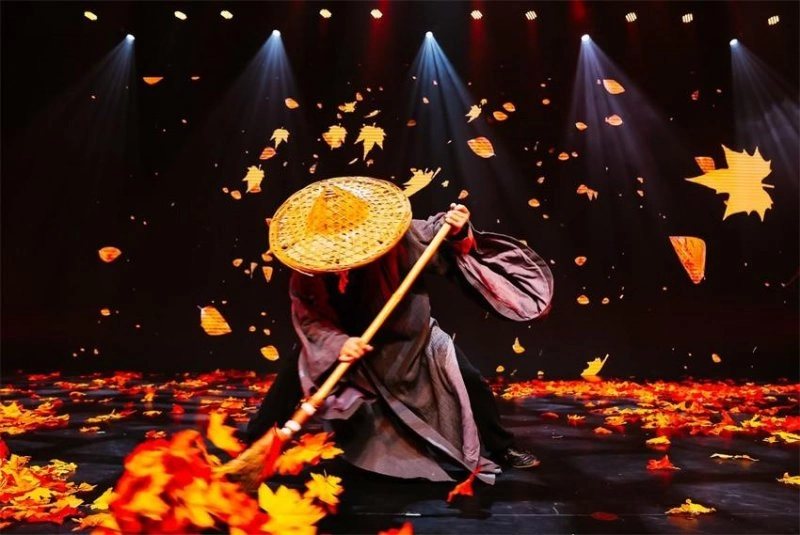 成家班-龙韵武艺团《勇者》全球巡演北京站好评如潮(图3) 成家班-龙韵武艺团《勇者》全球巡演北京站好评如潮(图3)
