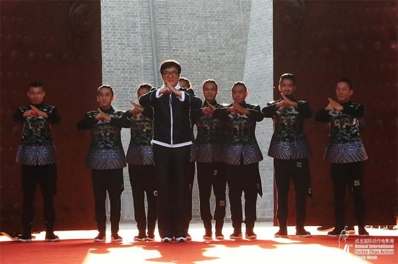 成家班-龙韵武艺团《勇者》全球巡演北京站好评如潮(图2) 成家班-龙韵武艺团《勇者》全球巡演北京站好评如潮(图2)