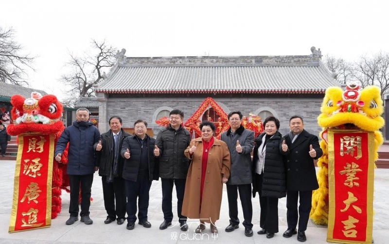 首家北京中轴线主题邮局新春开市暨北京城楼记忆明信片首发仪式举行(图9) 首家北京中轴线主题邮局新春开市暨北京城楼记忆明信片首发仪式举行(图9)