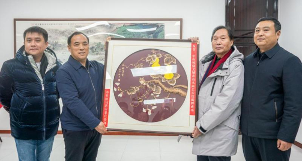 中山杨留义城市山水画艺术馆开馆揭牌仪式暨作品展在广东中山举行(图6) 中山杨留义城市山水画艺术馆开馆揭牌仪式暨作品展在广东中山举行(图6)