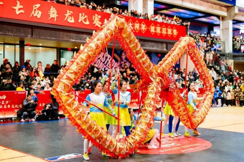 舞龙欢腾闹元宵,湖南长沙县第十七届舞龙比赛圆满收官(图5) 舞龙欢腾闹元宵,湖南长沙县第十七届舞龙比赛圆满收官(图5)