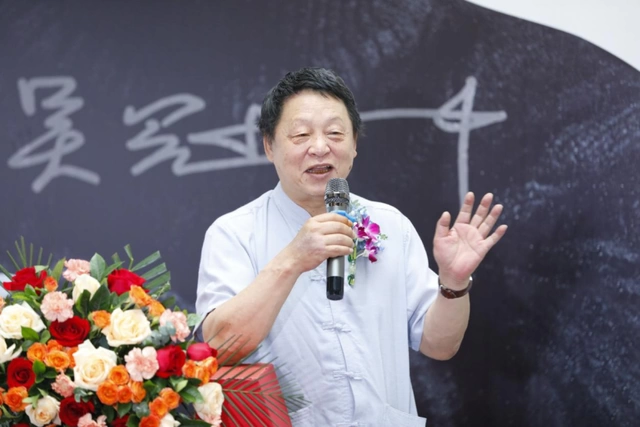 吴冠中限量综合版画精品展暨首发仪式在京举行(图10)