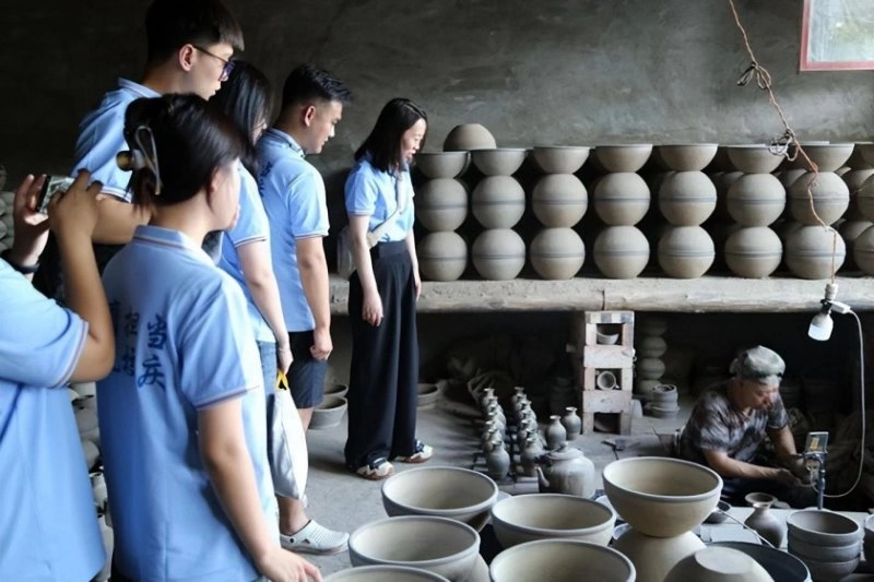 “美育”传承 活化“非遗”——廊坊师范学院美术学院开展暑期“三下乡”社会实践活动(图4)