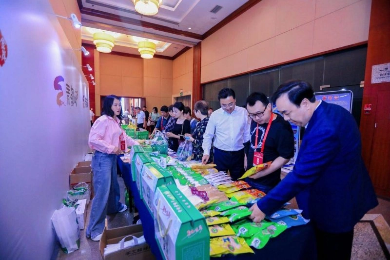青铜峡市把农文旅融合发展魅力带到古城西安(图4)