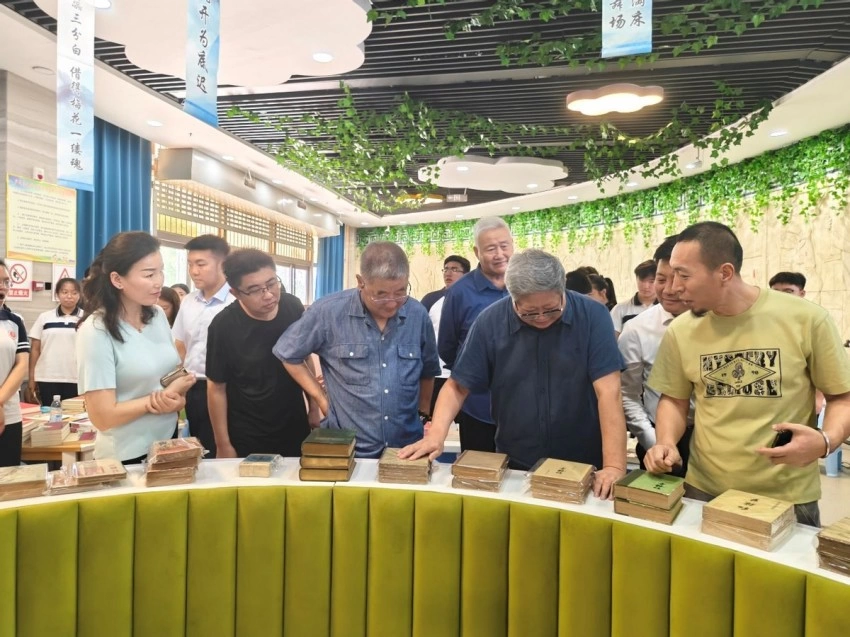 通辽市举办书香四季・夏“品”《红楼梦》阅读分享活动(图4)