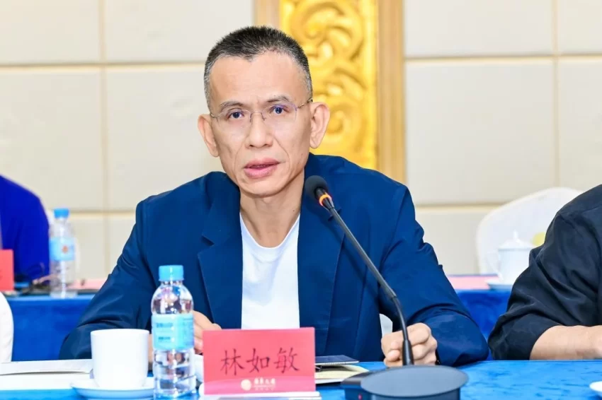 铭刻“中医旗手”百年心路,铸就中医复兴影像丰碑——纪录电影《国医魂·邓铁涛》剧本研讨会在广州举行(图25) 纪录电影《国医魂·邓铁涛》剧本研讨会在广州举行(图25)
