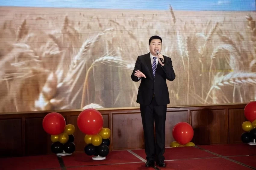 庆国庆 迎仲秋“香玉剧社”率梨园群星共同举办尊师助老茶话会(图12) 庆国庆 迎仲秋“香玉剧社”率梨园群星共同举办尊师助老茶话会(图12)