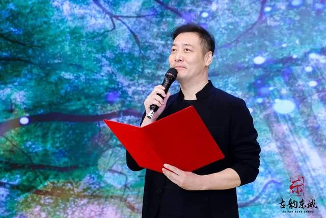 第五届“古韵东城”社会化管理退休人员书法绘画摄影展颁奖典礼举办(图4) 第五届“古韵东城”社会化管理退休人员书法绘画摄影展颁奖典礼举办(图4)