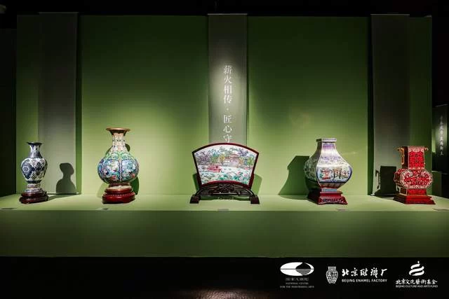  “景泰流芳 蓝韵新生” 景泰蓝传承与创新艺术展在国家大剧院开幕(图12)