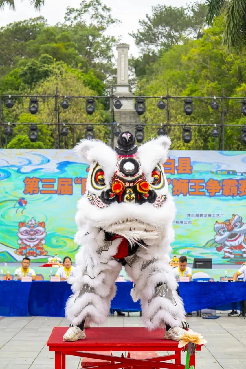 文旅融合有新意 满城燃动庆佳节 ‖ 三月三 趣广西 乐博白(图3) 文旅融合有新意 满城燃动庆佳节 ‖ 三月三 趣广西 乐博白(图3)