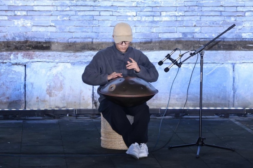 古寺搭台，居民演身边人、说身边事——原创沉浸式戏剧《家在回天》引共鸣(图9)