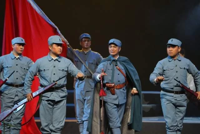 弘扬红色精神，大型现代淮剧《雪枫卖马》即将试演(图1)