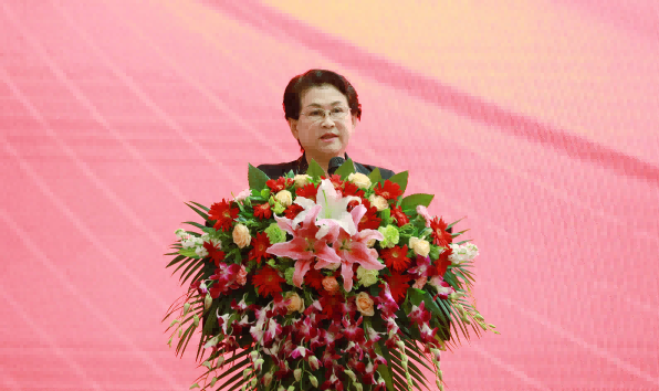 常沙娜钟连盛首度联袂《世纪华章》景泰蓝大盘璀璨问世(图10)