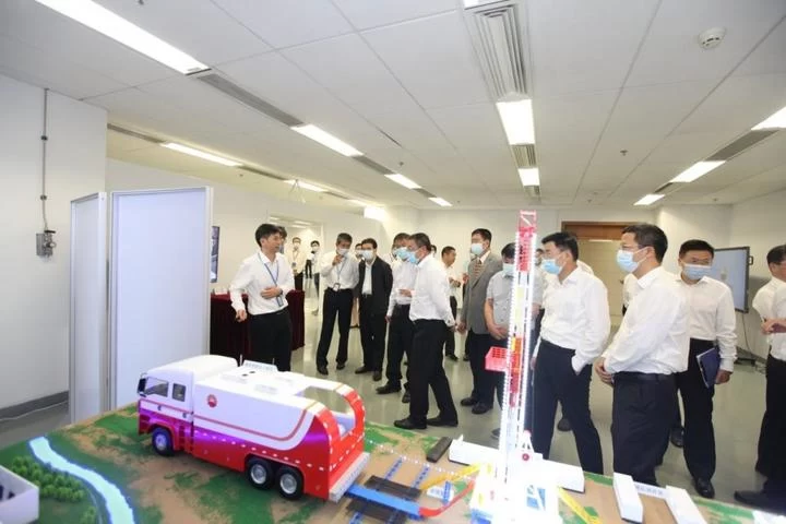 以学科建设为核心 打造“一心五地”——中国石油测井院士工作站揭牌(图3)