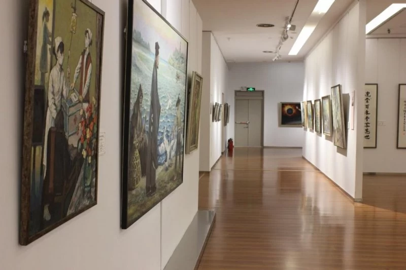 “聚焦经典 盛世丹青”——侯业油画作品展在北京炎黄艺术馆隆重展出(图4)