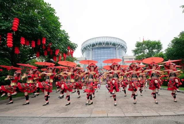 旅游 | 筑梦“诗和远方”建设壮美广西(图5)